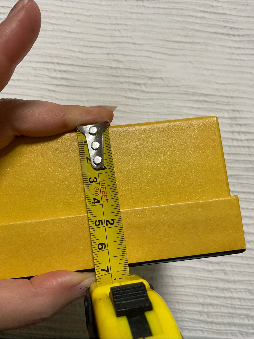 Fendi Yellow Accessory Box - Picture 4 of 4